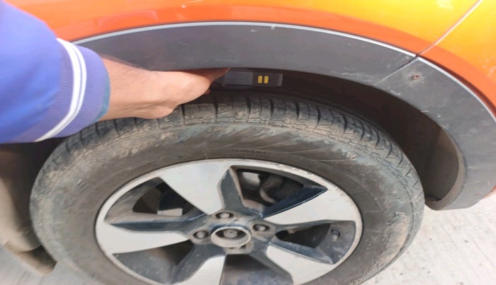 2018 Tata NEXON XZ PLUS DIESEL, Diesel, Manual, 1,08,475 km, tyre