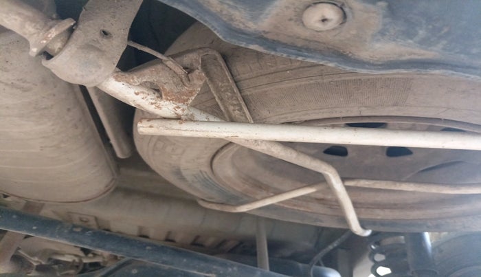 2017 Maruti Eeco 5 STR WITH A/C+HTR, Petrol, Manual, 1,65,831 km, tyre