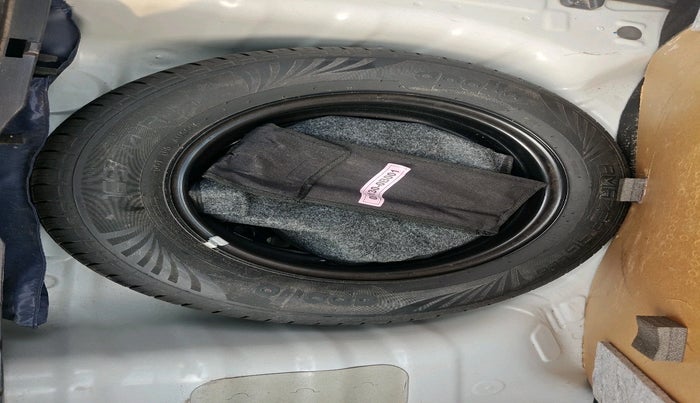 2022 Hyundai GRAND I10 NIOS MAGNA 1.2 KAPPA VTVT, Petrol, Manual, 30,633 km, tyre