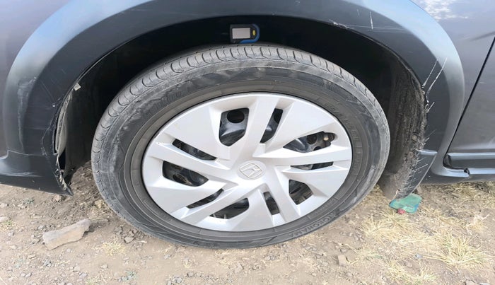 2017 Honda WR-V 1.5L I-DTEC S MT, Diesel, Manual, 1,46,900 km, tyre