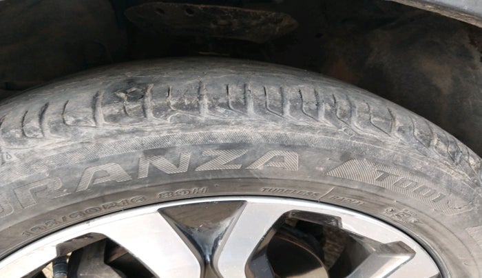 2017 Honda WR-V 1.5L I-DTEC VX MT, Diesel, Manual, 1,75,444 km, tyre