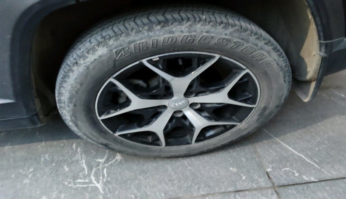 2022 Jeep MERIDIAN LIMITED (O) 4X2 AT, Diesel, Automatic, 28,429 km, tyre