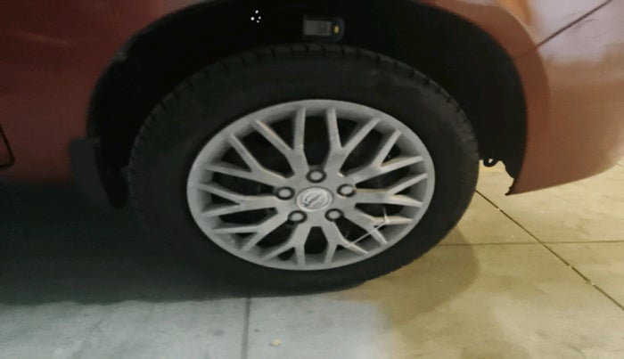 2013 Maruti Alto K10 VXI, Petrol, Manual, 62,963 km, tyre