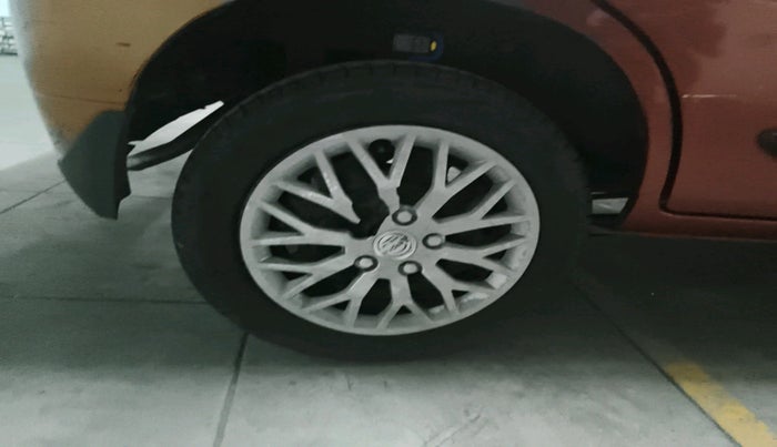 2013 Maruti Alto K10 VXI, Petrol, Manual, 62,963 km, tyre