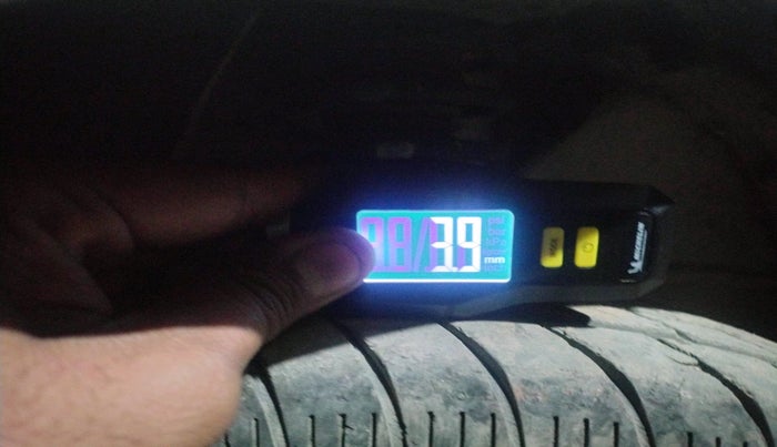 2019 Maruti New Wagon-R LXI 1.0, Petrol, Manual, 15,347 km, tyre