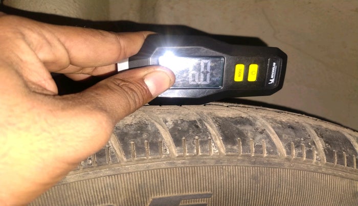 2019 Maruti New Wagon-R LXI 1.0, Petrol, Manual, 15,347 km, tyre