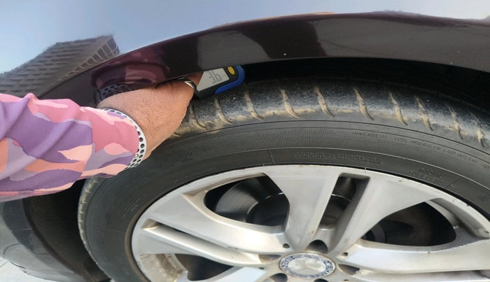 2012 Mercedes Benz E Class E 220 CDI avantgarde, Diesel, Automatic, 77,214 km, tyre