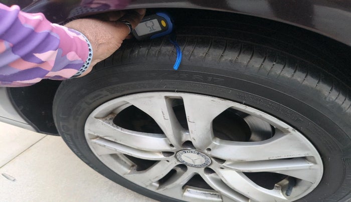 2012 Mercedes Benz E Class E 220 CDI avantgarde, Diesel, Automatic, 77,214 km, tyre