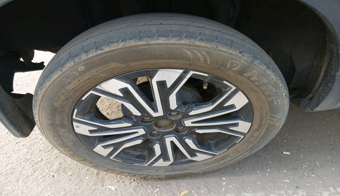 2022 Renault Kiger RXZ MT, Petrol, Manual, 35,416 km, tyre