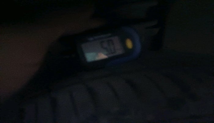 2023 Renault Kwid RXT 1.0 AMT, Petrol, Automatic, 15,457 km, tyre