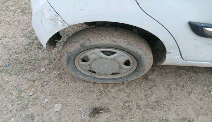 2012 Chevrolet Beat PS PETROL, Petrol, Manual, 71,475 km, tyre