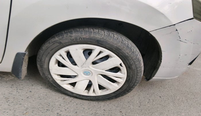 2011 Maruti Wagon R 1.0 VXI, Petrol, Manual, 53,222 km, tyre