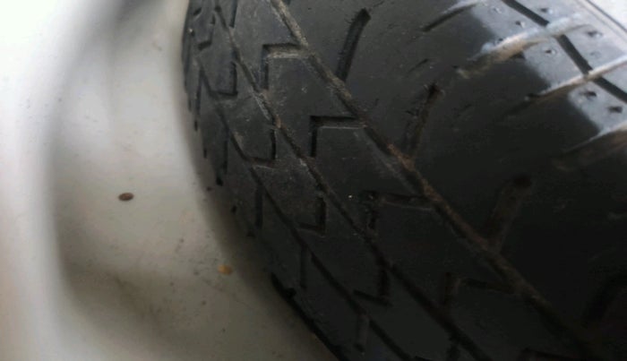 2016 Maruti Swift Dzire VDI, Diesel, Manual, 80,532 km, tyre