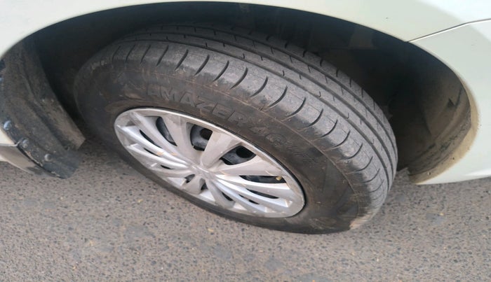 2016 Maruti Swift Dzire VDI, Diesel, Manual, 80,532 km, tyre