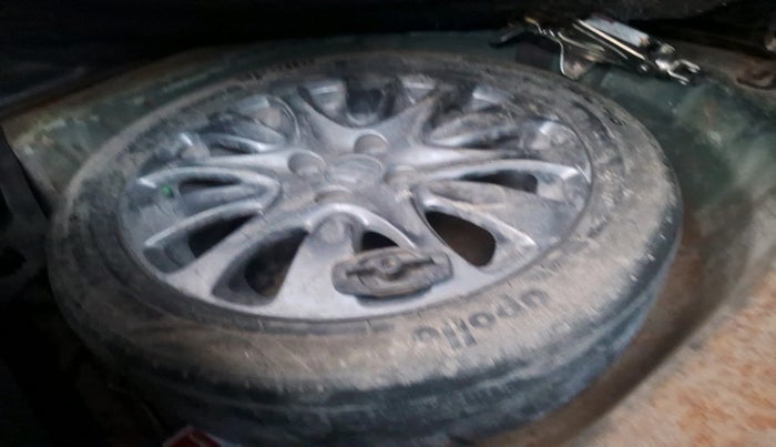 2017 Maruti Baleno ZETA DIESEL 1.3, Diesel, Manual, 1,38,778 km, tyre