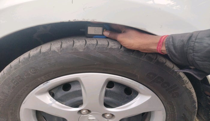 2011 Hyundai Verna FLUIDIC 1.6 VTVT EX, Petrol, Manual, 91,249 km, tyre