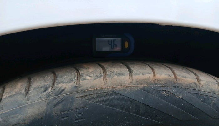 2013 Chevrolet Sail UVA 1.3 LS ABS, Diesel, Manual, 40,000 km, tyre