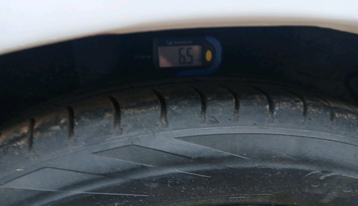 2013 Chevrolet Sail UVA 1.3 LS ABS, Diesel, Manual, 40,000 km, tyre