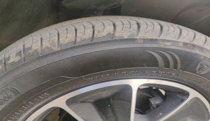 2018 Renault Duster 110 PS RXZ 4X2 AMT DIESEL, Diesel, Automatic, 68,806 km, tyre