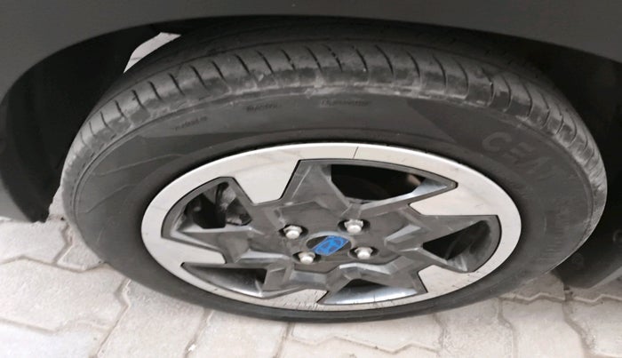 2023 Hyundai EXTER SX 1.2 CNG MT, Petrol, Manual, 49,325 km, tyre