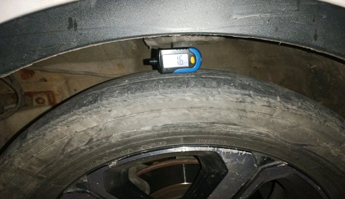 2022 Tata NEXON XZA PLUS DIESEL, Diesel, Automatic, 1,78,188 km, tyre