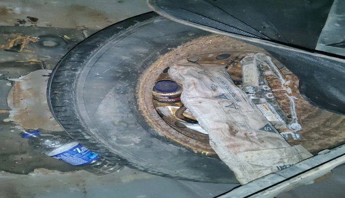 2012 Hyundai Verna FLUIDIC 1.6 VTVT EX, Petrol, Manual, 84,049 km, tyre