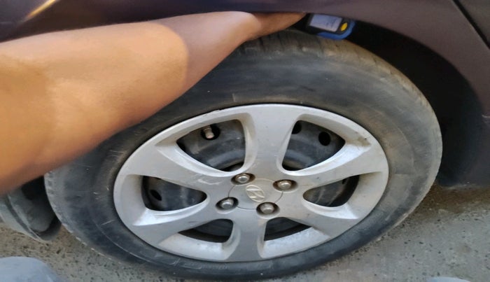 2012 Hyundai Verna FLUIDIC 1.6 VTVT EX, Petrol, Manual, 84,049 km, tyre