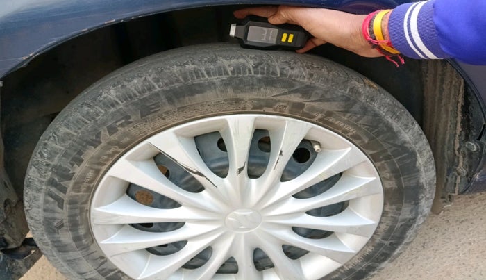 2017 Maruti Ciaz DELTA DIESEL 1.3, Diesel, Manual, 1,42,402 km, tyre