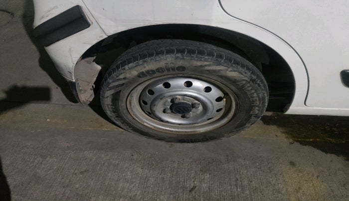 2016 Maruti Wagon R 1.0 LXI, Petrol, Manual, 76,350 km, tyre