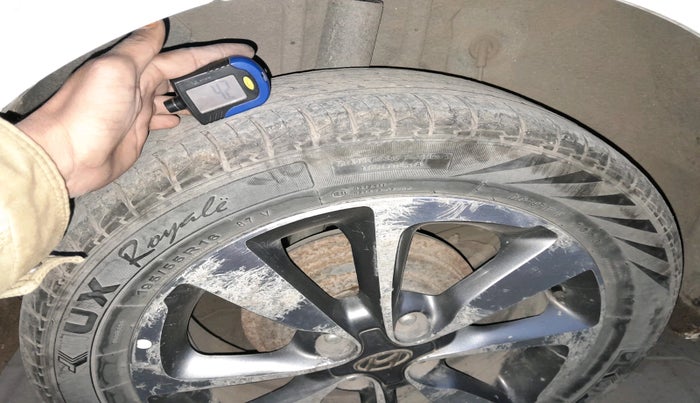 2015 Hyundai Elite i20 ASTA 1.2, Petrol, Manual, 81,077 km, tyre