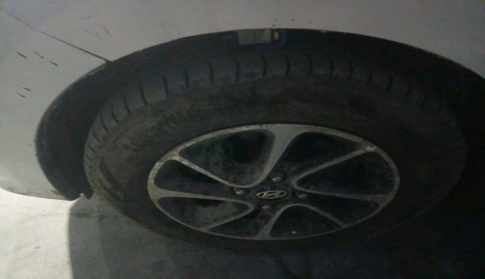 2018 Hyundai Grand i10 ASTA U2 1.2 CRDI, Diesel, Manual, 84,378 km, tyre