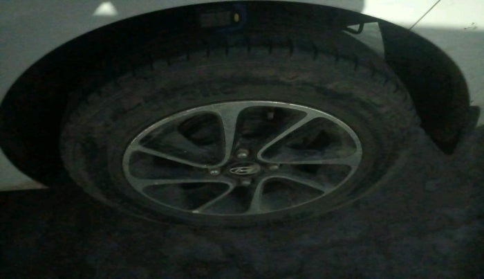 2018 Hyundai Grand i10 ASTA U2 1.2 CRDI, Diesel, Manual, 84,378 km, tyre