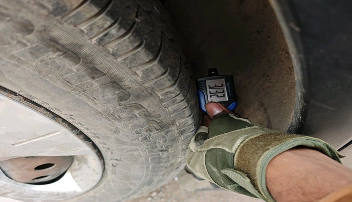 2019 Mahindra XUV300 W6 1.5 DIESEL, Diesel, Manual, 83,689 km, tyre