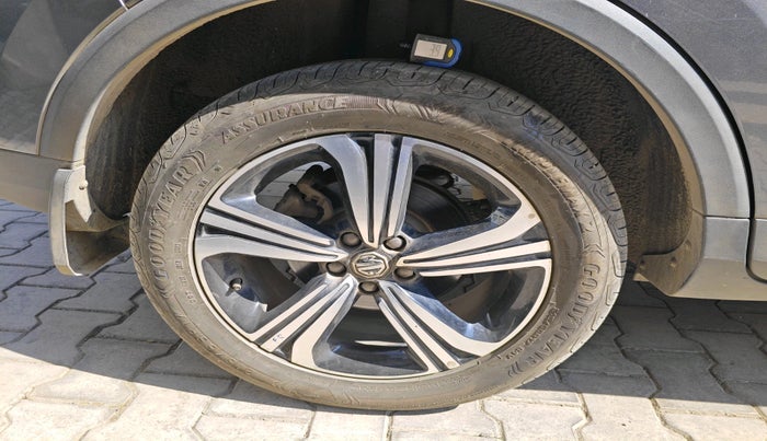 2023 MG ASTOR SHARP 1.5 CVT, Petrol, Automatic, 15,768 km, tyre