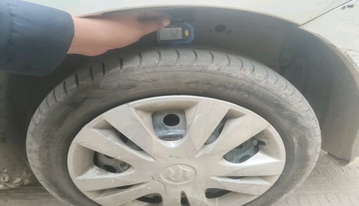 2011 Maruti Wagon R 1.0 VXI, Petrol, Manual, 1,25,957 km, tyre