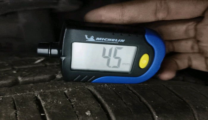 2018 Tata NEXON XM PETROL, Petrol, Manual, 50,400 km, tyre