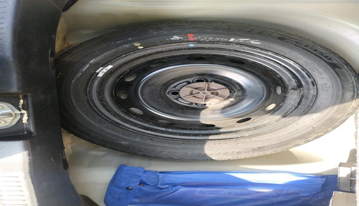 2023 Maruti IGNIS ZETA 1.2 AMT, Petrol, Automatic, 31,802 km, tyre