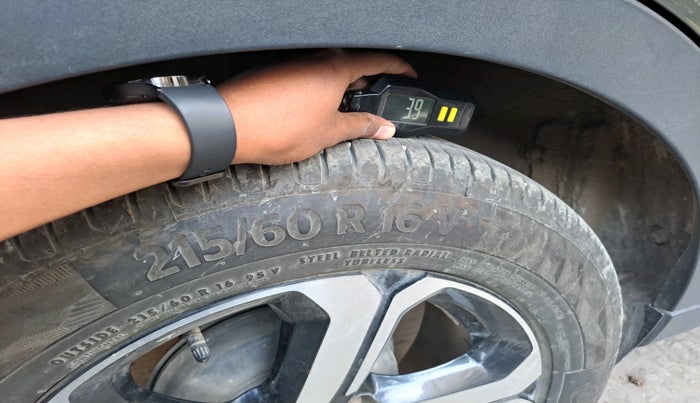 2022 Tata NEXON XZA PLUS (PREMIUM) DIESEL, Diesel, Automatic, 61,581 km, tyre