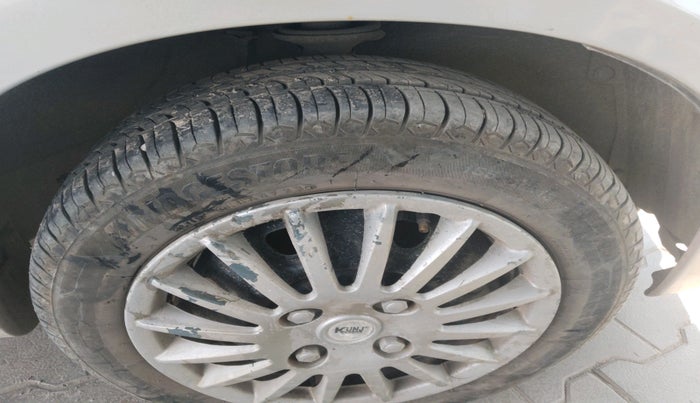 2013 Maruti Alto K10 VXI, Petrol, Manual, 84,445 km, tyre