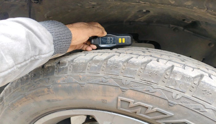 2023 Mahindra Thar LX PETROL HT 4WD AT, Petrol, Automatic, 8,554 km, tyre