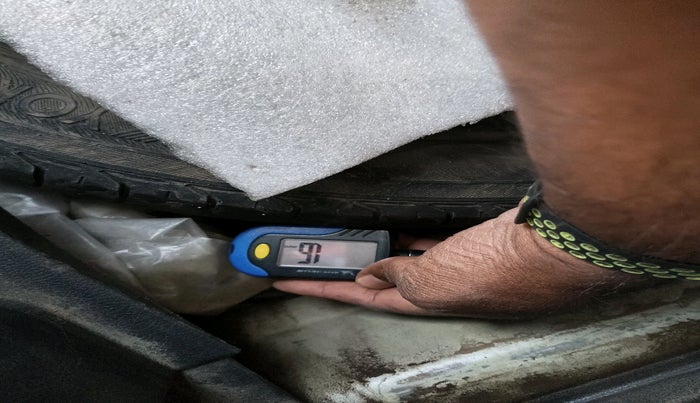 2010 Skoda Fabia AMBIENTE 1.2 TDI, Diesel, Manual, 1,04,330 km, tyre