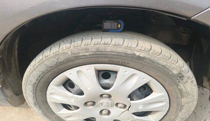 2015 Honda Amaze 1.2L I-VTEC S, Petrol, Manual, 92,484 km, tyre