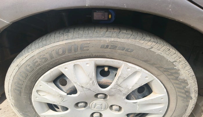 2015 Honda Amaze 1.2L I-VTEC S, Petrol, Manual, 92,484 km, tyre