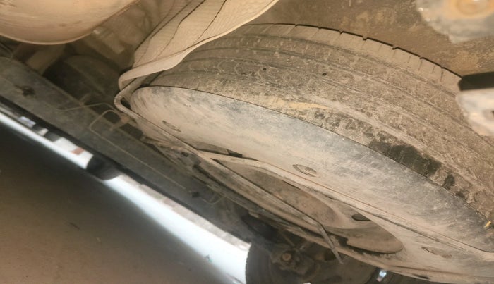 2014 Nissan Terrano XL (P), Petrol, Manual, 70,035 km, tyre