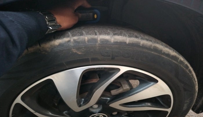 2019 Toyota Glanza G, Petrol, Manual, 62,129 km, tyre