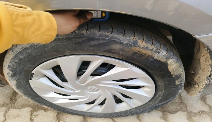 2015 Maruti Ciaz VXI+, Petrol, Manual, 70,747 km, tyre