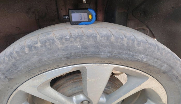 2015 Hyundai Elite i20 ASTA 1.4 CRDI, Diesel, Manual, 76,828 km, tyre