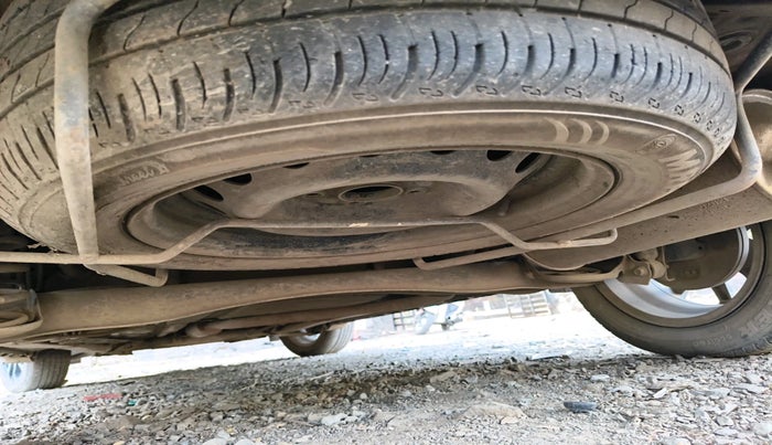 2023 Maruti XL6 ZETA CNG, Petrol, Manual, 36,996 km, tyre