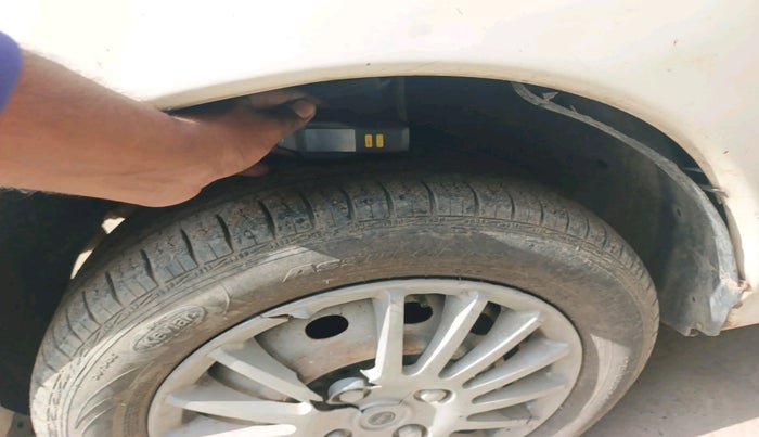 2014 Tata Indigo ECS LS TDI, Diesel, Manual, 1,70,005 km, tyre