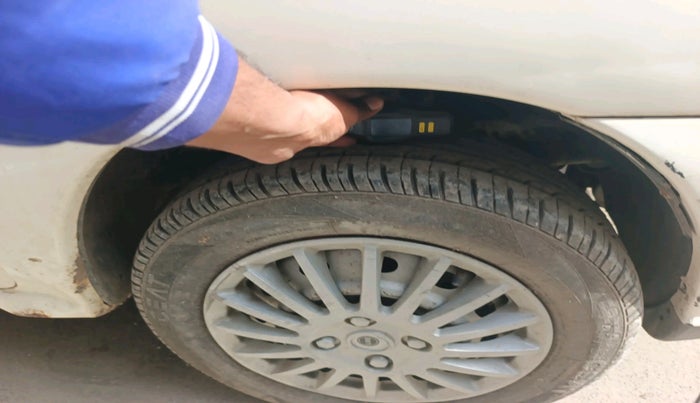 2014 Tata Indigo ECS LS TDI, Diesel, Manual, 1,70,005 km, tyre